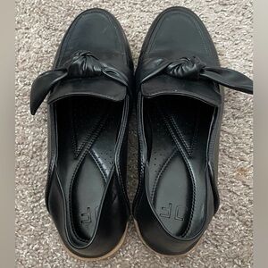 jf j.ferrar Black Knot Leather Loafers